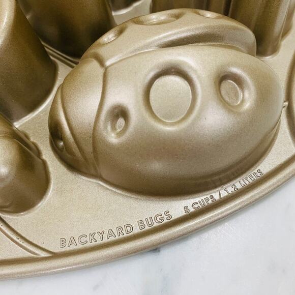 WILLIAMS-SONOMA Nordic Ware Backyard Cakelet Pan 5 Cups Gold Baking Mold USA NWT - Picture 9 of 10